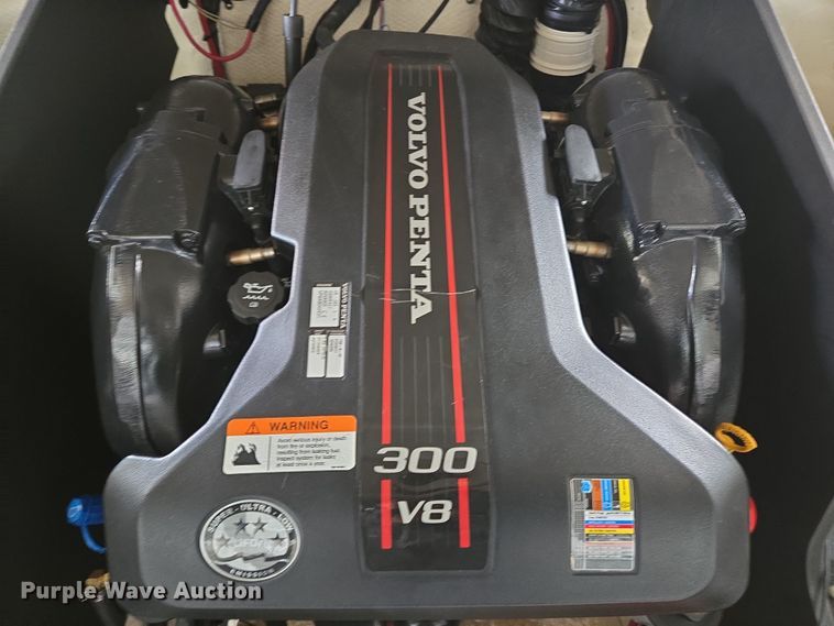 image for item DP6229 2014 Regal 2300 Fastrac boat