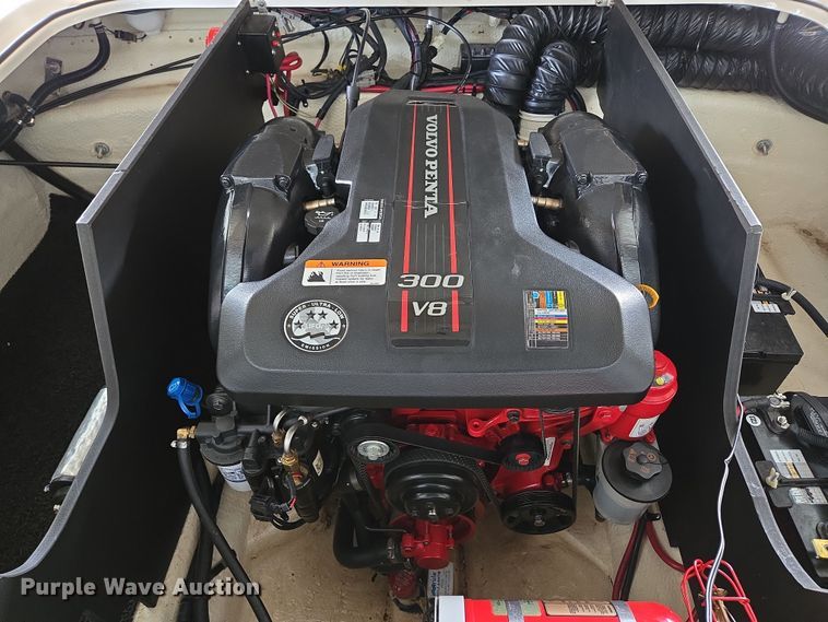 image for item DP6229 2014 Regal 2300 Fastrac boat