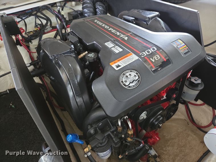 image for item DP6229 2014 Regal 2300 Fastrac boat