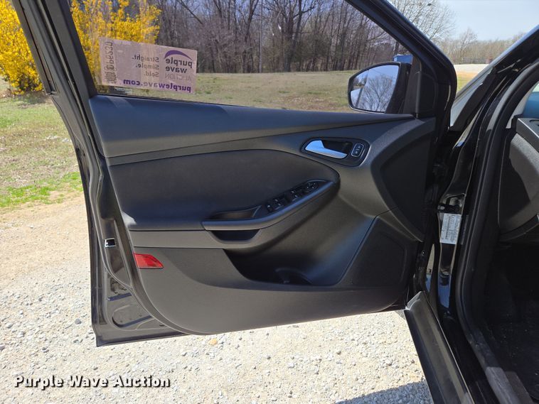 image for item DP6230 2016 Ford Focus SE 