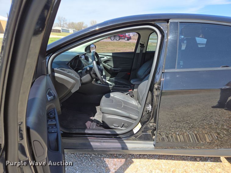 image for item DP6230 2016 Ford Focus SE 