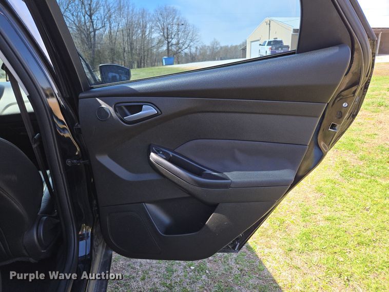 image for item DP6230 2016 Ford Focus SE 