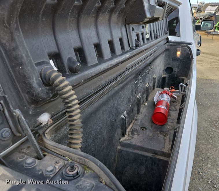 image for item DS5343 2016 Dodge Ram 2500HD Crew Cab pickup truck