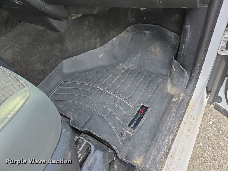 image for item DS5343 2016 Dodge Ram 2500HD Crew Cab pickup truck