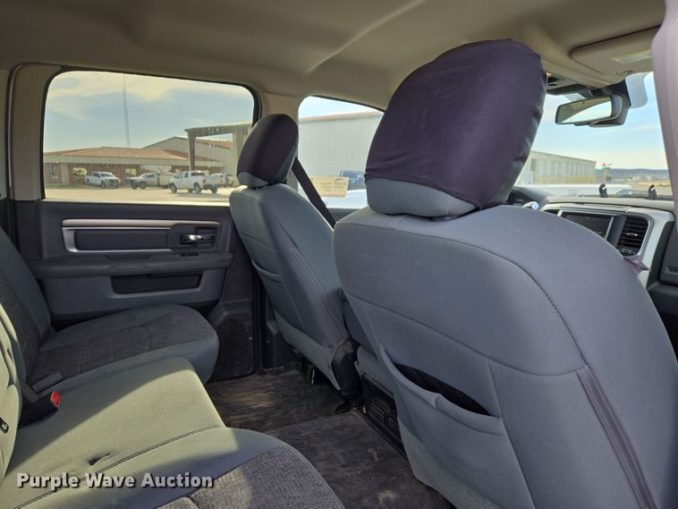 image for item DS5343 2016 Dodge Ram 2500HD Crew Cab pickup truck