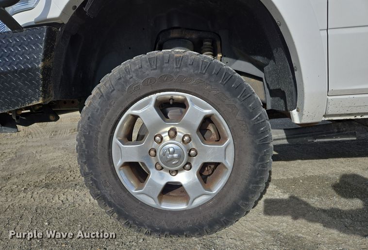 image for item DS5343 2016 Dodge Ram 2500HD Crew Cab pickup truck