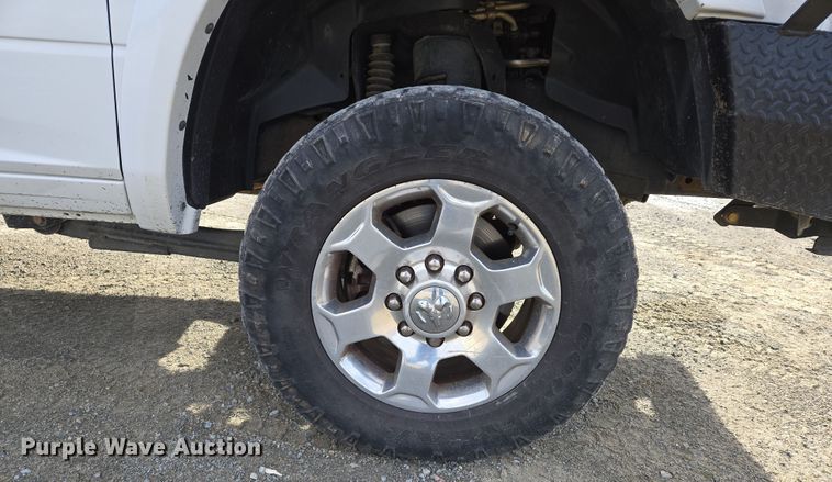 image for item DS5343 2016 Dodge Ram 2500HD Crew Cab pickup truck