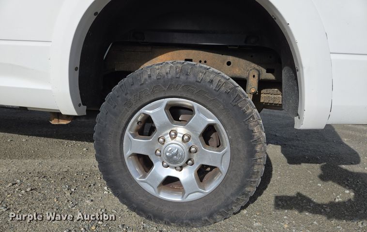 image for item DS5343 2016 Dodge Ram 2500HD Crew Cab pickup truck