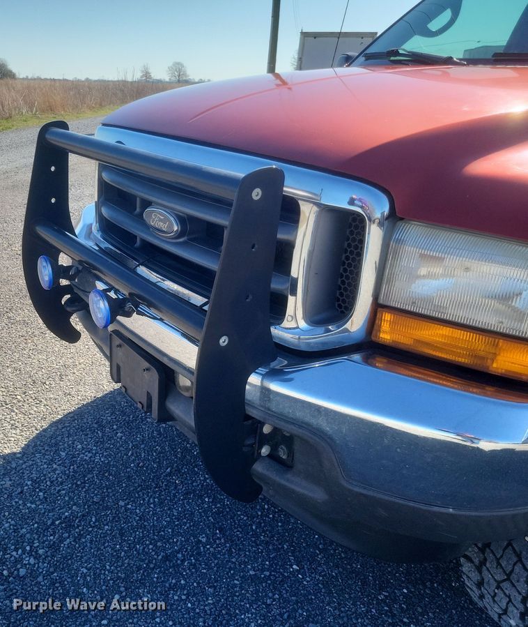 image for item DS5353 2001 Ford F250 Super Duty Crew Cab pickup truck