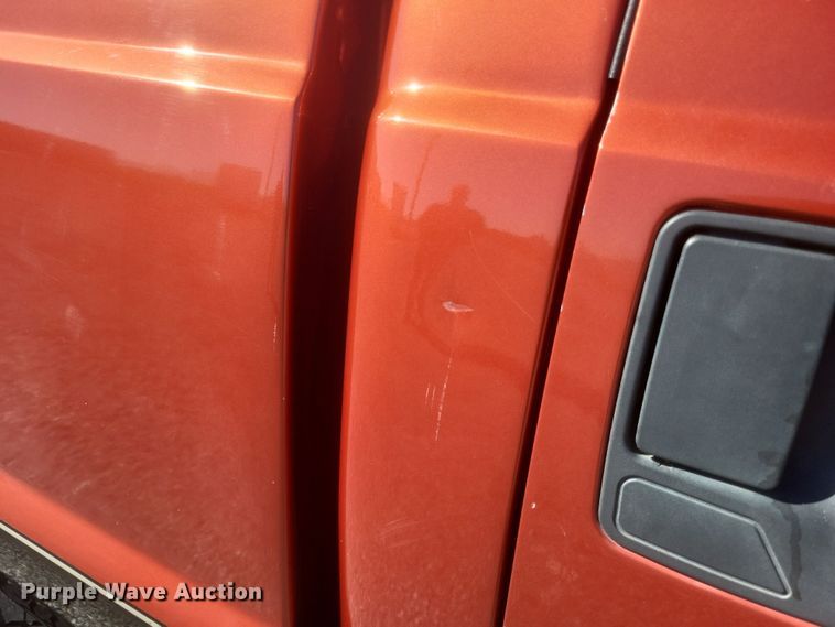 image for item DS5353 2001 Ford F250 Super Duty Crew Cab pickup truck