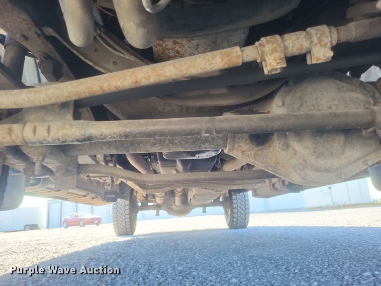 image for item DS5353 2001 Ford F250 Super Duty Crew Cab pickup truck