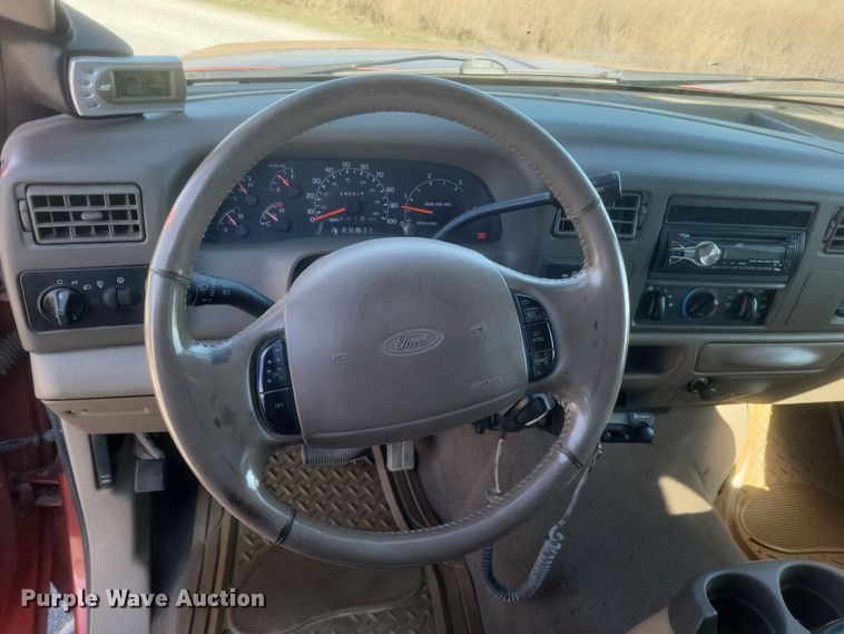 image for item DS5353 2001 Ford F250 Super Duty Crew Cab pickup truck