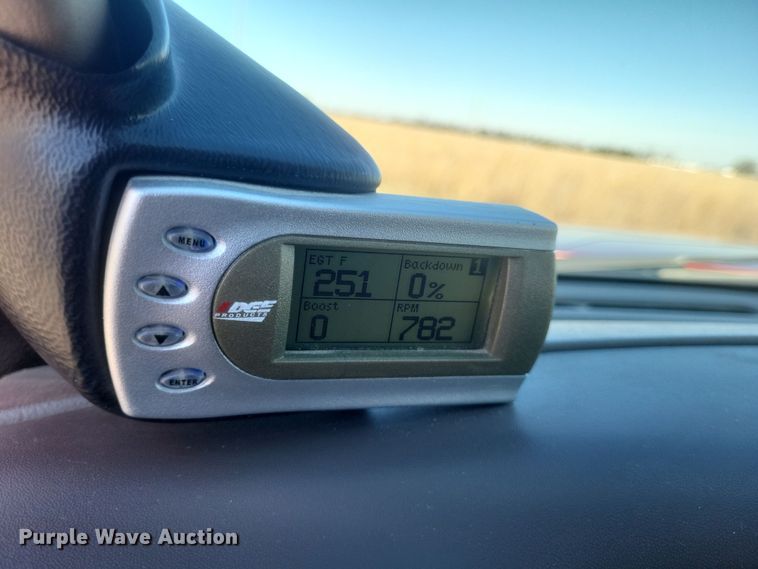 image for item DS5353 2001 Ford F250 Super Duty Crew Cab pickup truck