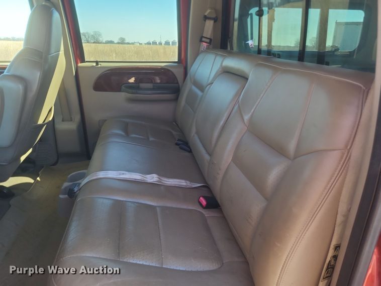 image for item DS5353 2001 Ford F250 Super Duty Crew Cab pickup truck