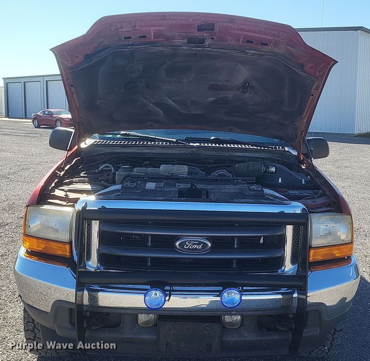 image for item DS5353 2001 Ford F250 Super Duty Crew Cab pickup truck