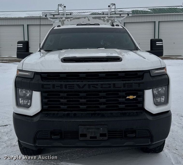 image for item DT0538 2021 Chevrolet Silverado 3500HD utility bed pickup truck