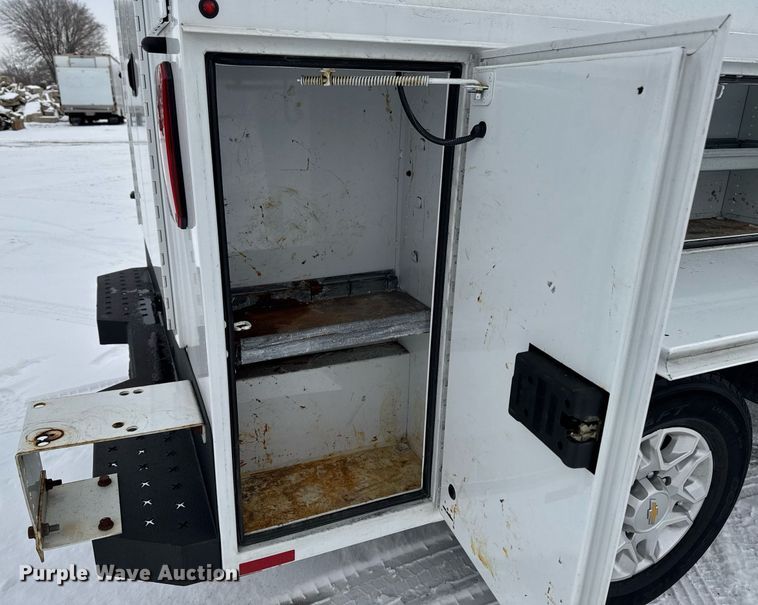 image for item DT0538 2021 Chevrolet Silverado 3500HD utility bed pickup truck