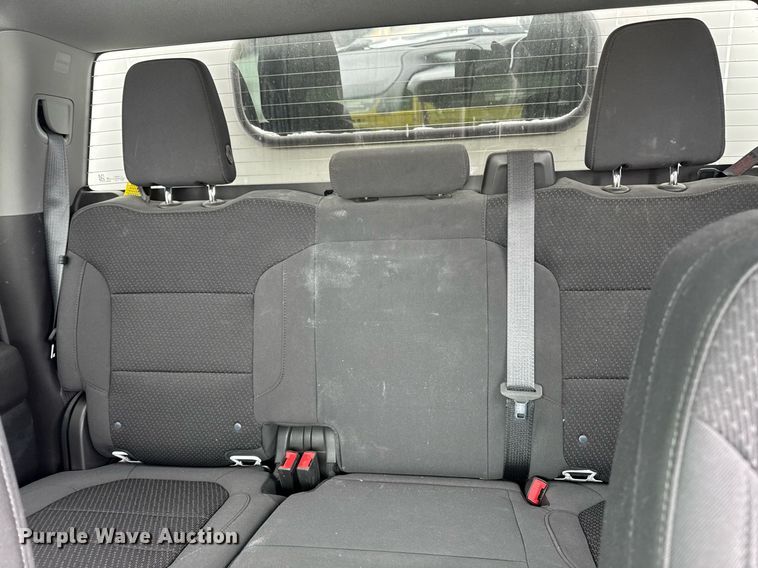 image for item DT0538 2021 Chevrolet Silverado 3500HD utility bed pickup truck