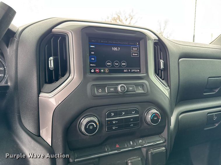 image for item DT0538 2021 Chevrolet Silverado 3500HD utility bed pickup truck