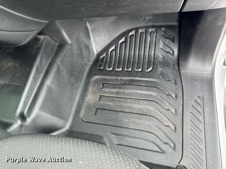 image for item DT0538 2021 Chevrolet Silverado 3500HD utility bed pickup truck