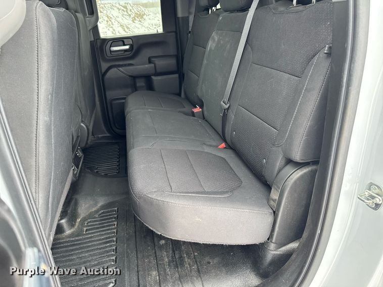 image for item DT0538 2021 Chevrolet Silverado 3500HD utility bed pickup truck