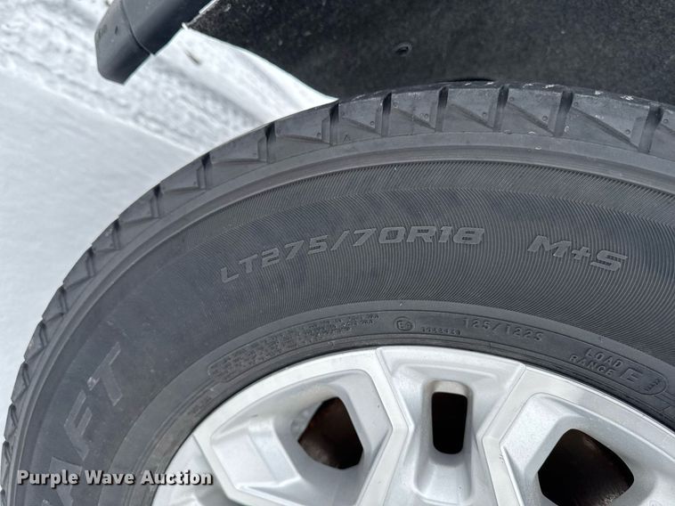 image for item DT0538 2021 Chevrolet Silverado 3500HD utility bed pickup truck