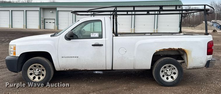 image for item DT0551 2010 Chevrolet Silverado 1500 pickup truck
