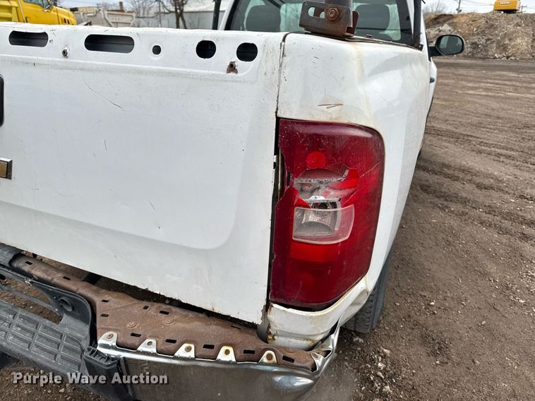 image for item DT0551 2010 Chevrolet Silverado 1500 pickup truck