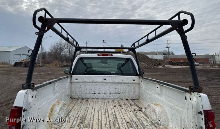 image for item DT0551 2010 Chevrolet Silverado 1500 pickup truck