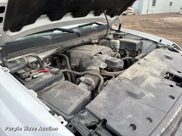 image for item DT0551 2010 Chevrolet Silverado 1500 pickup truck