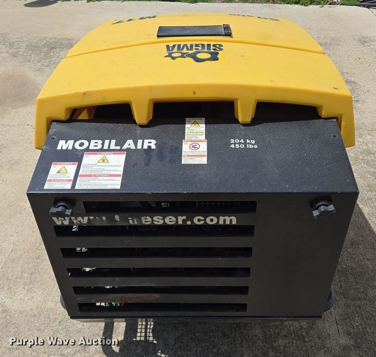 image for item DT4752 2014 Kaeser M17 air compressor