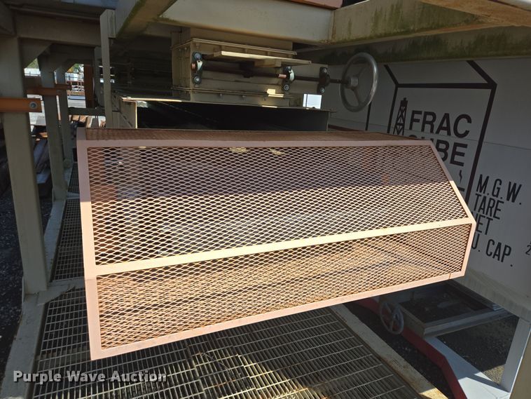 image for item DT4757 (7) Frac Cube tanks