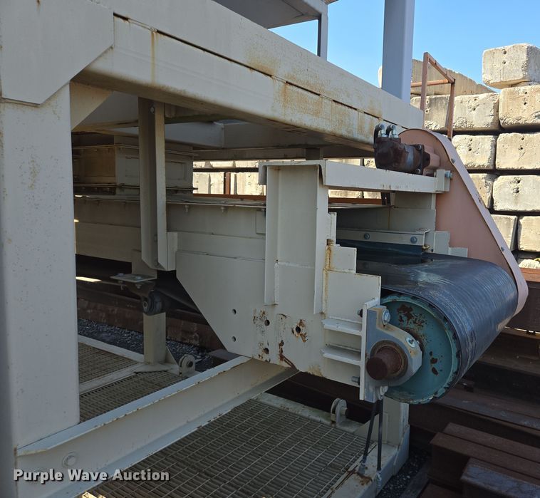 image for item DT4757 (7) Frac Cube tanks