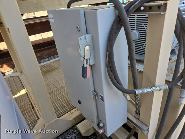 image for item DT4757 (7) Frac Cube tanks