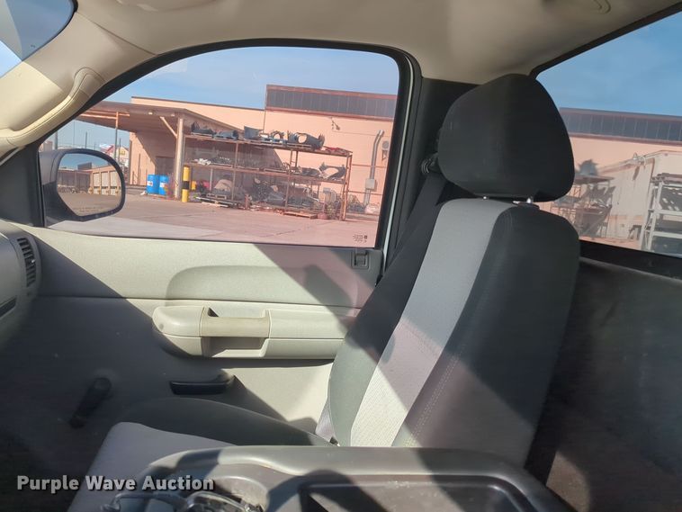 image for item DT6511 2008 GMC Sierra 1500 pickup truck