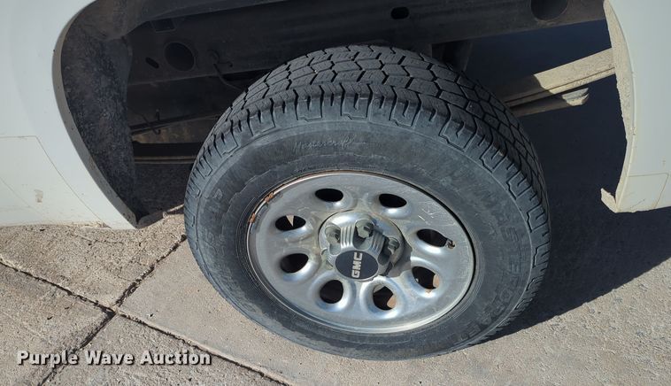 image for item DT6511 2008 GMC Sierra 1500 pickup truck