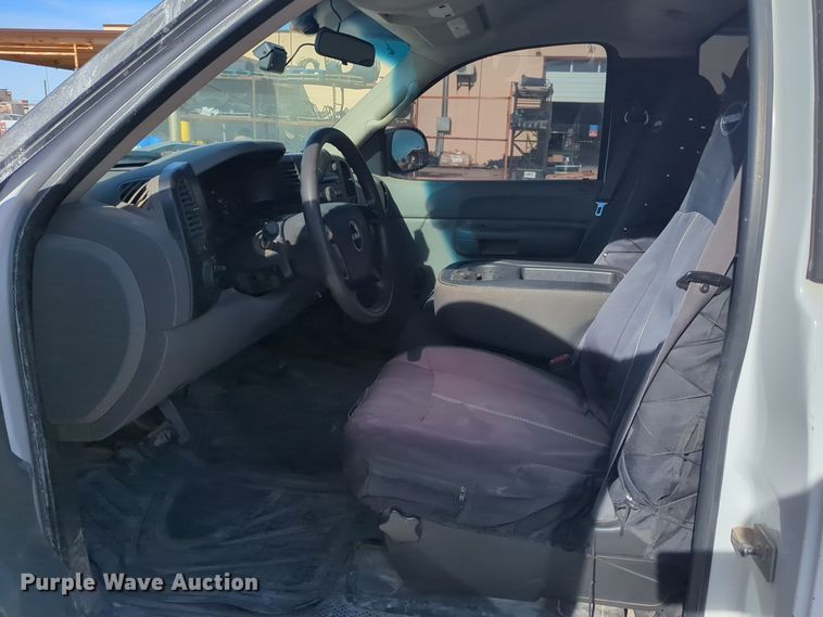 image for item DT6514 2008 GMC Sierra 1500 pickup truck