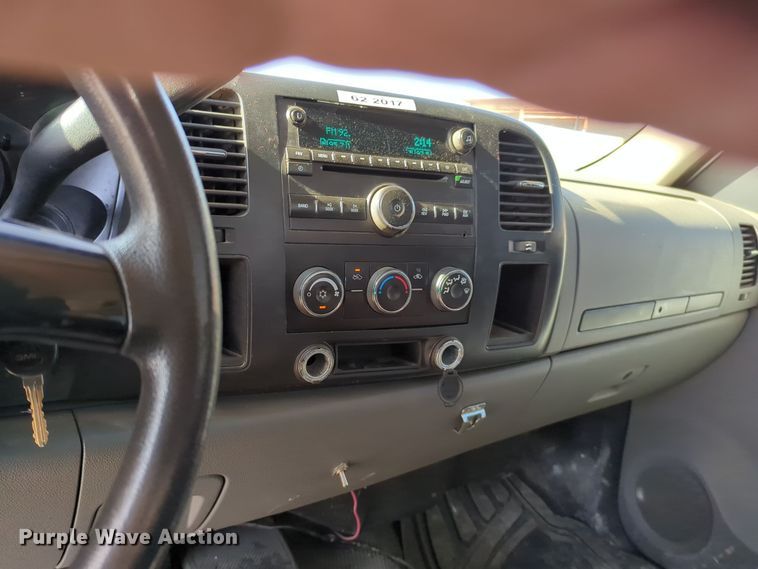 image for item DT6514 2008 GMC Sierra 1500 pickup truck