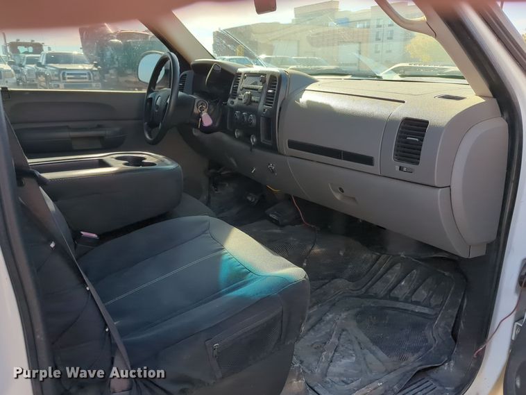 image for item DT6514 2008 GMC Sierra 1500 pickup truck