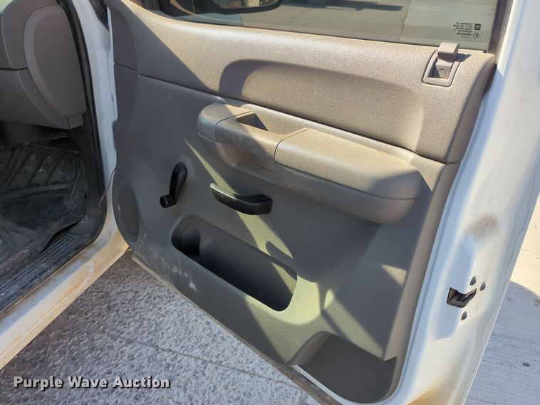 image for item DT6514 2008 GMC Sierra 1500 pickup truck