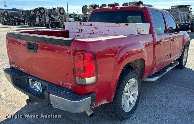 image for item DT6529 2008 GMC Sierra 1500 Crew Cab pickup truck