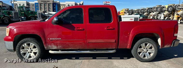 image for item DT6529 2008 GMC Sierra 1500 Crew Cab pickup truck