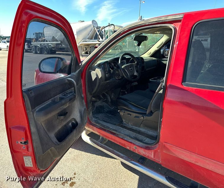 image for item DT6529 2008 GMC Sierra 1500 Crew Cab pickup truck