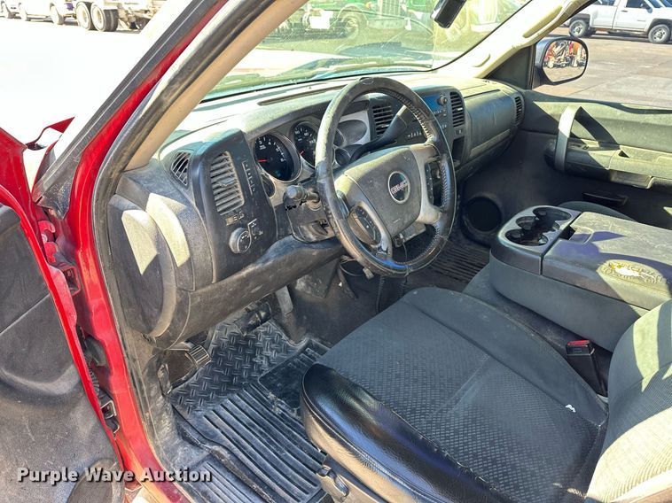 image for item DT6529 2008 GMC Sierra 1500 Crew Cab pickup truck