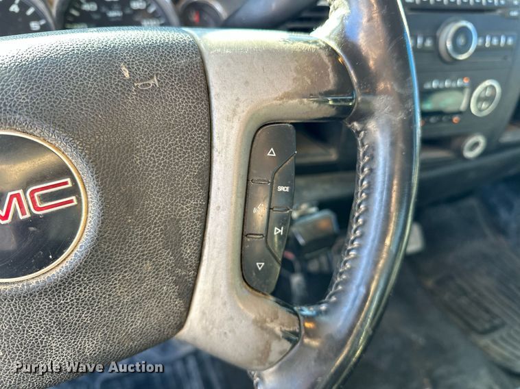 image for item DT6529 2008 GMC Sierra 1500 Crew Cab pickup truck