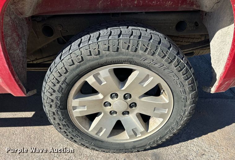 image for item DT6529 2008 GMC Sierra 1500 Crew Cab pickup truck