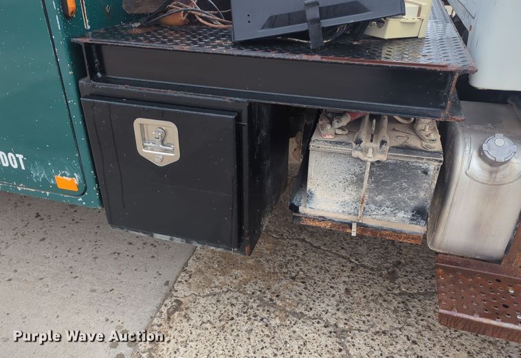 image for item DT6549 2007 Sterling Acterra utility / service truck