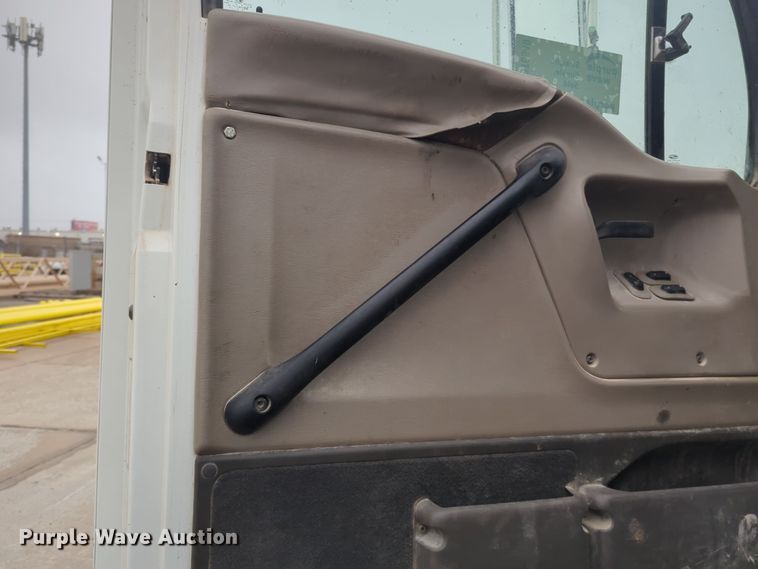 image for item DT6549 2007 Sterling Acterra utility / service truck