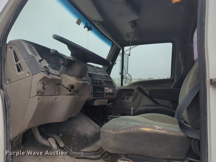 image for item DT6549 2007 Sterling Acterra utility / service truck