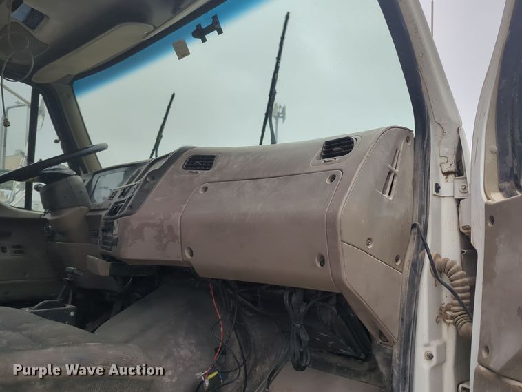 image for item DT6549 2007 Sterling Acterra utility / service truck